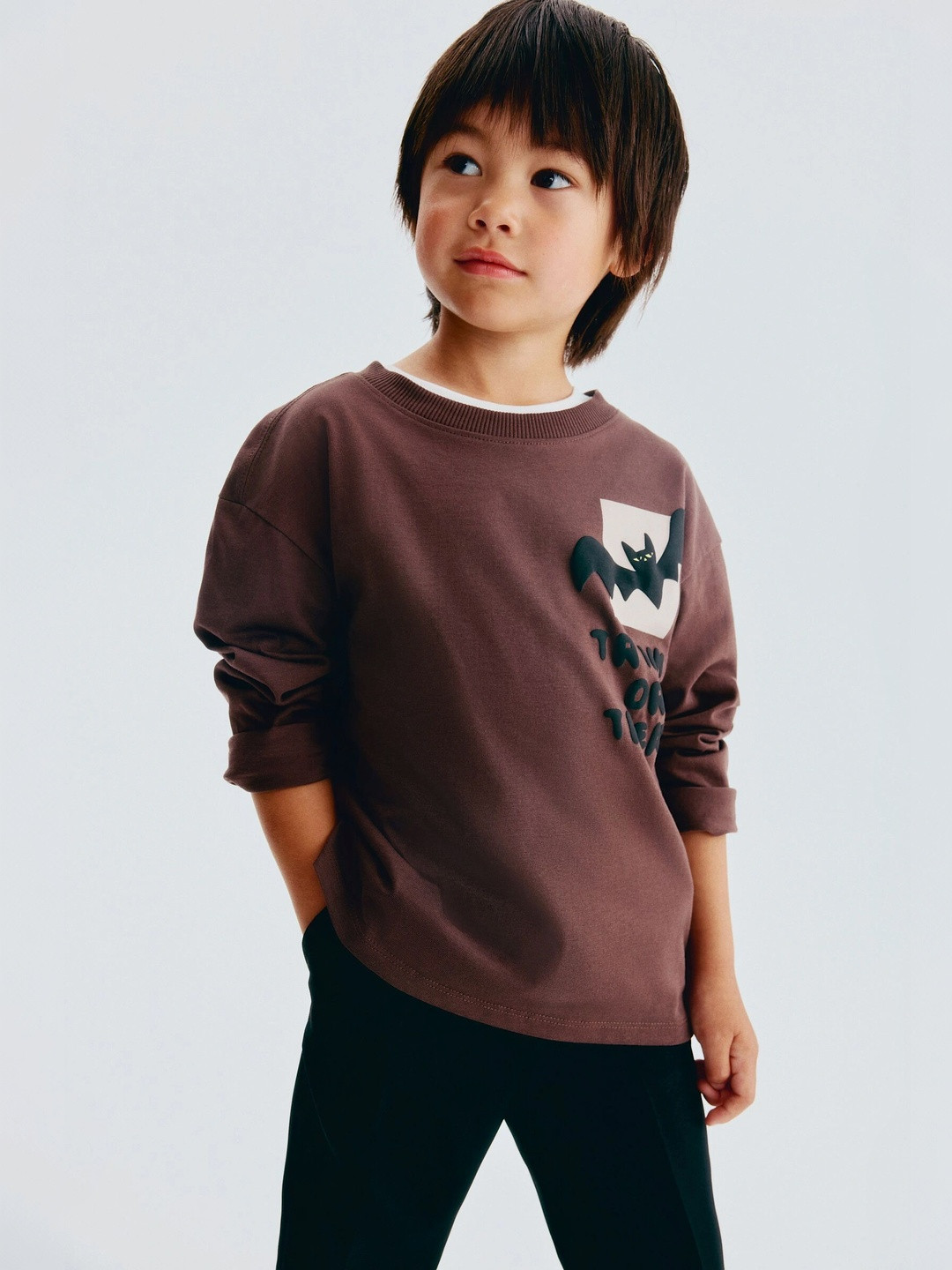 Long-sleeved printed T-shirt