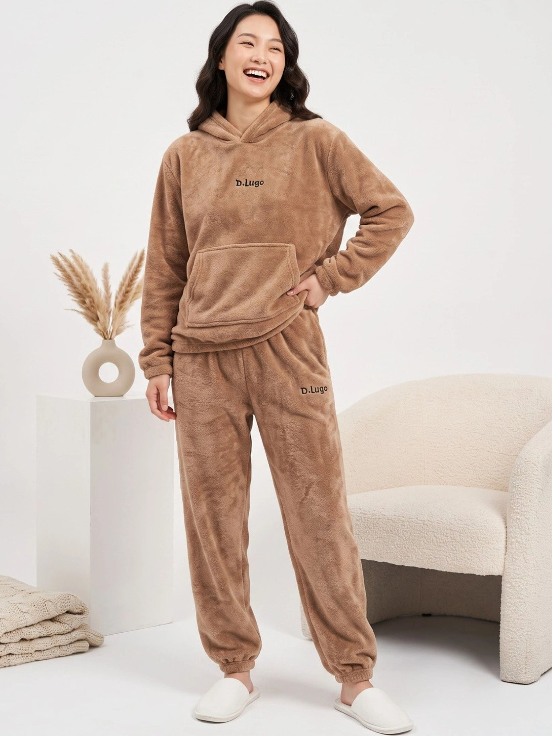 Lugo Women Brown Ultra-Soft Fleece Hoodie Top & Pyjama Nightsuit Set