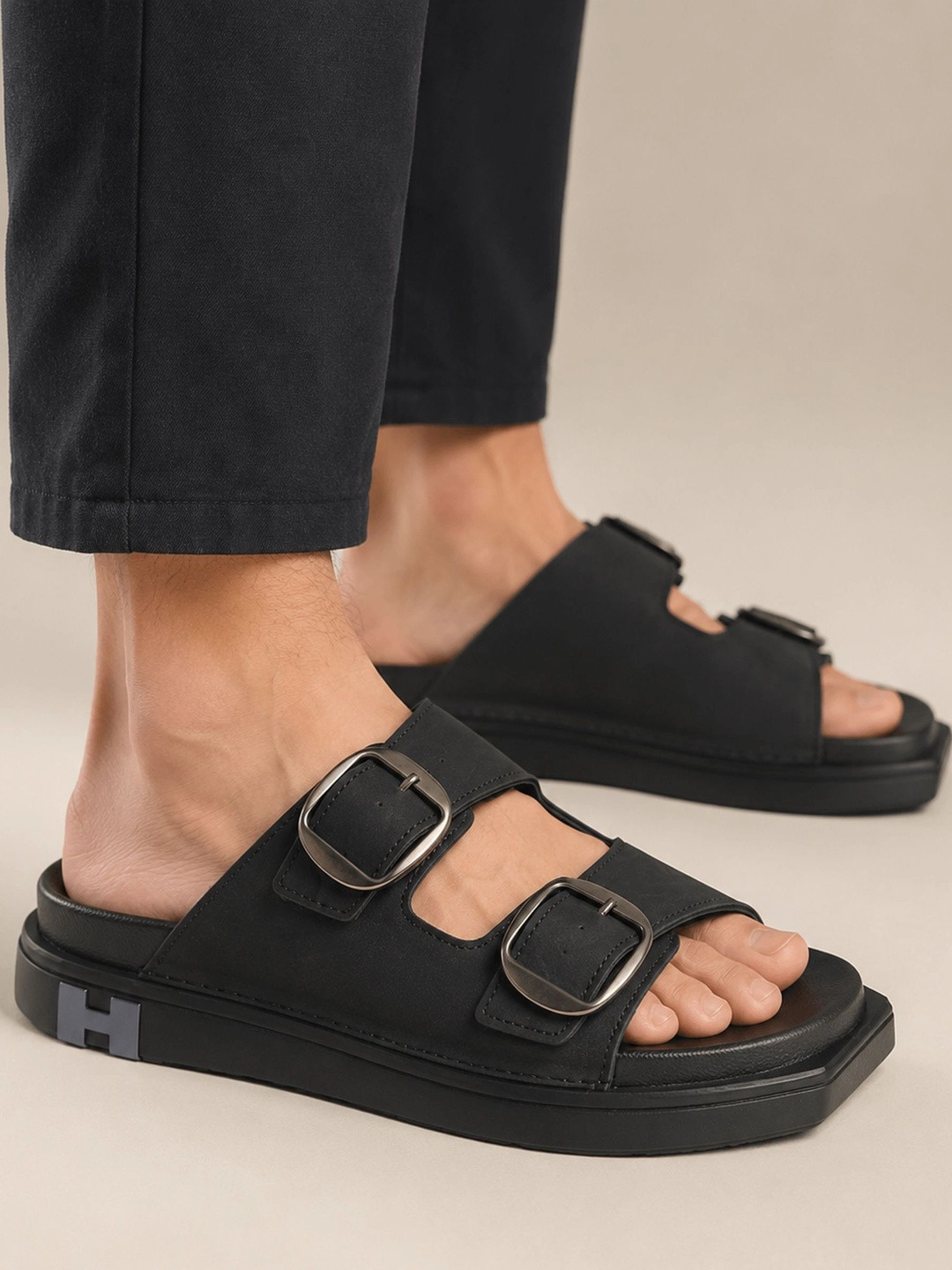 Layasa Men Sliders
