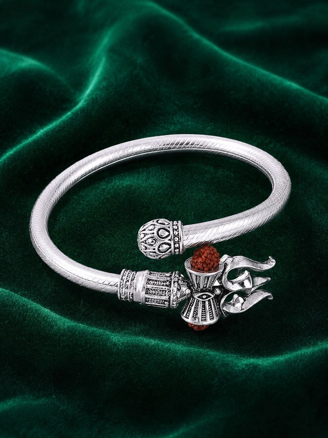 CraftVatika Rudraksh Oxidised Wraparound Rakhi with Greeting Card