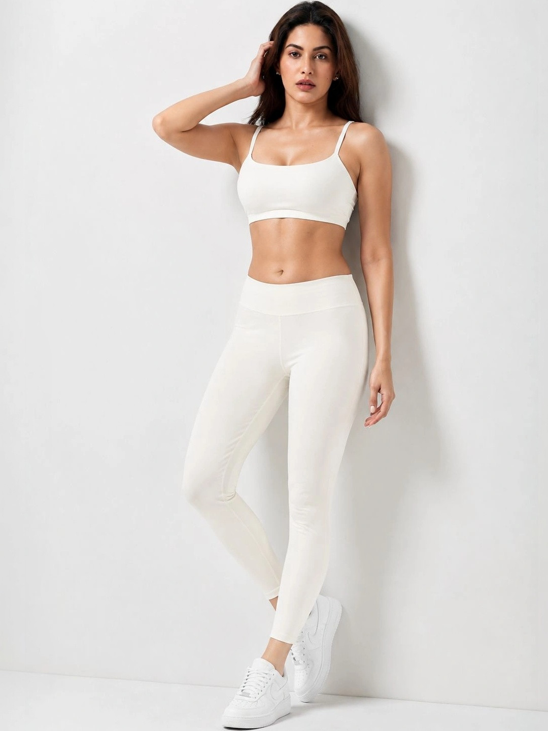 Shsuvia Heigh-Rise Ankle-Length Stretchable Tights