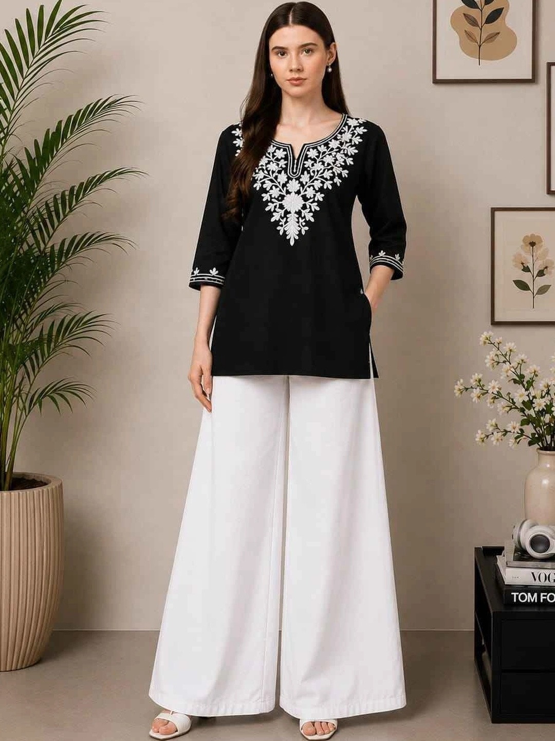 DIAMOND RUBY Women Floral Embroidered Regular Thread Work Kurti with Palazzos