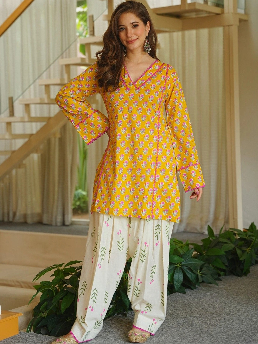 Gulabae Women Printed Dhoti Pants