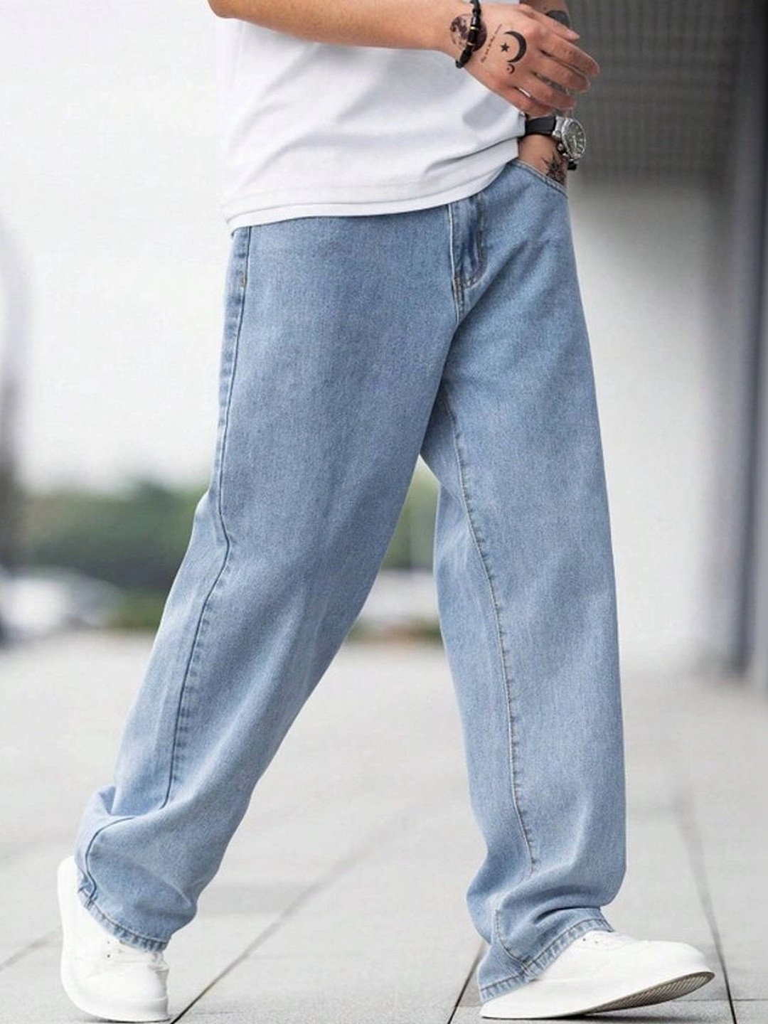 Gaucha Men Relaxed Fit Mid-Rise Light Fade Stretchable Jeans