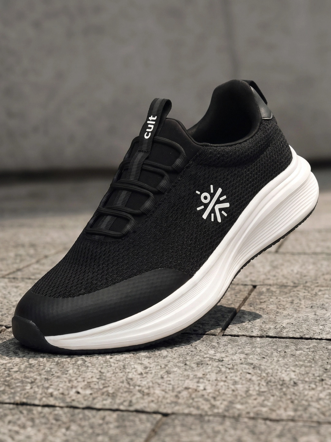Cult Women Glide Walk Walking Shoes - Black