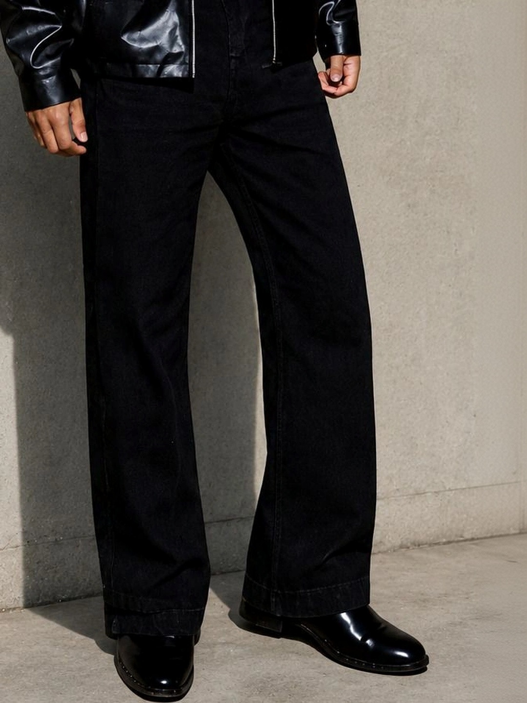Gaucha Men Relaxed Fit Mid-Rise Stretchable Jeans
