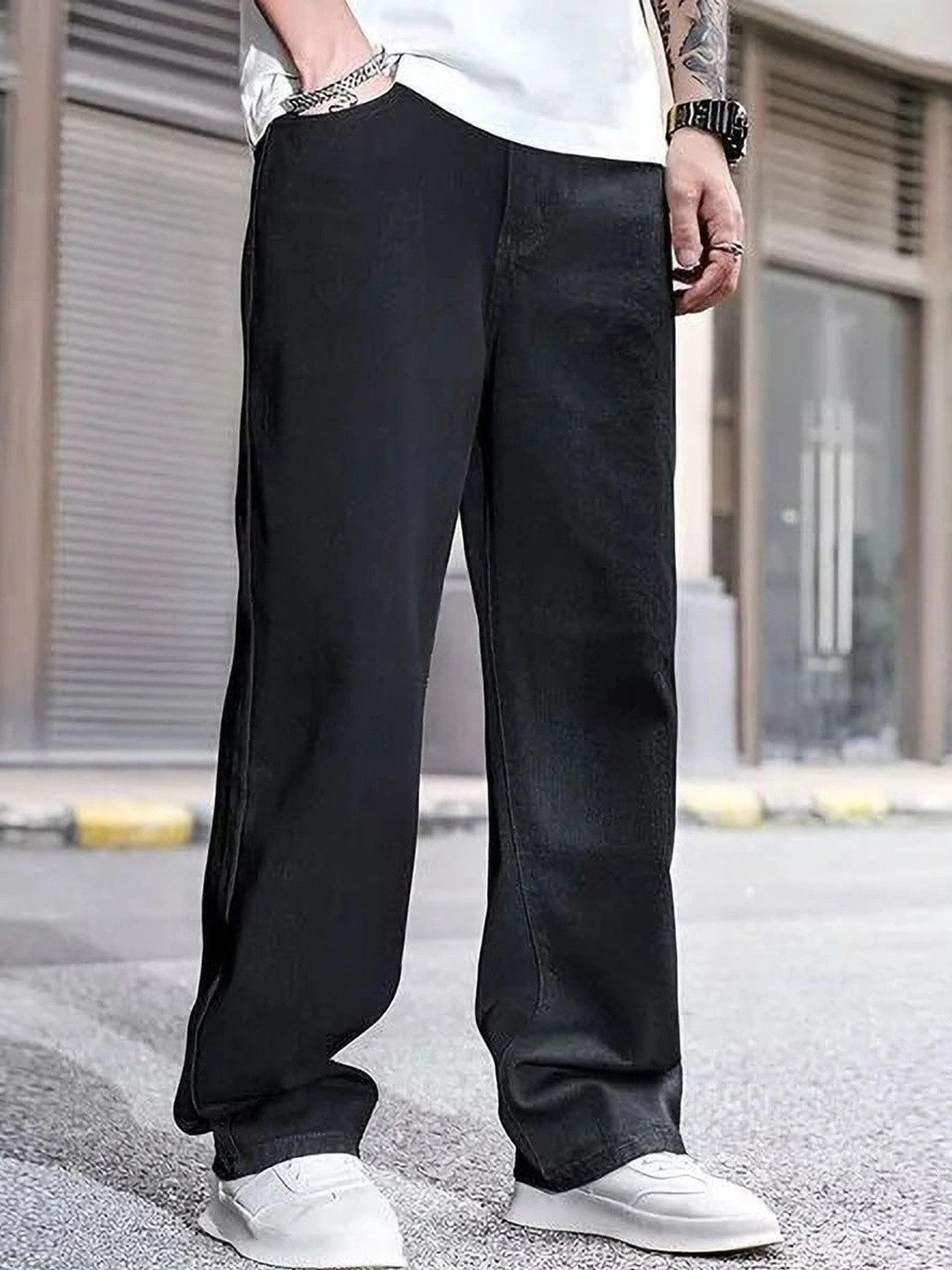 Gaucha Men Relaxed Fit Mid-Rise Light Fade Stretchable Jeans