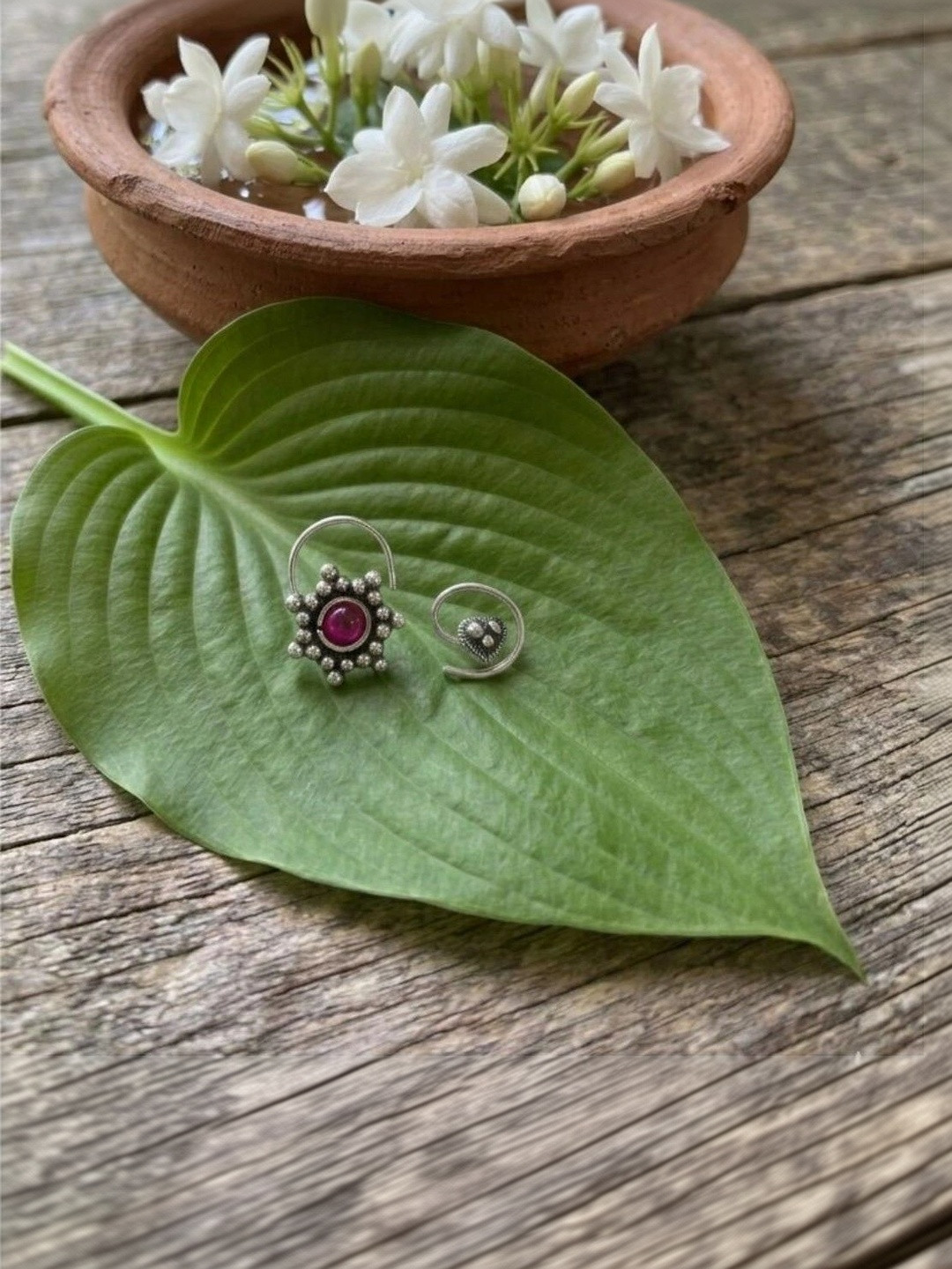 FIROZA Silver-Plated Kundan Stud Nosepin