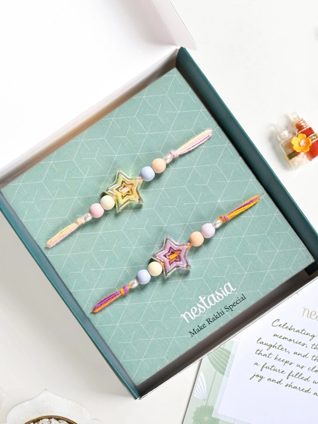 Nestasia Starlight Iridescent Rakhi Set