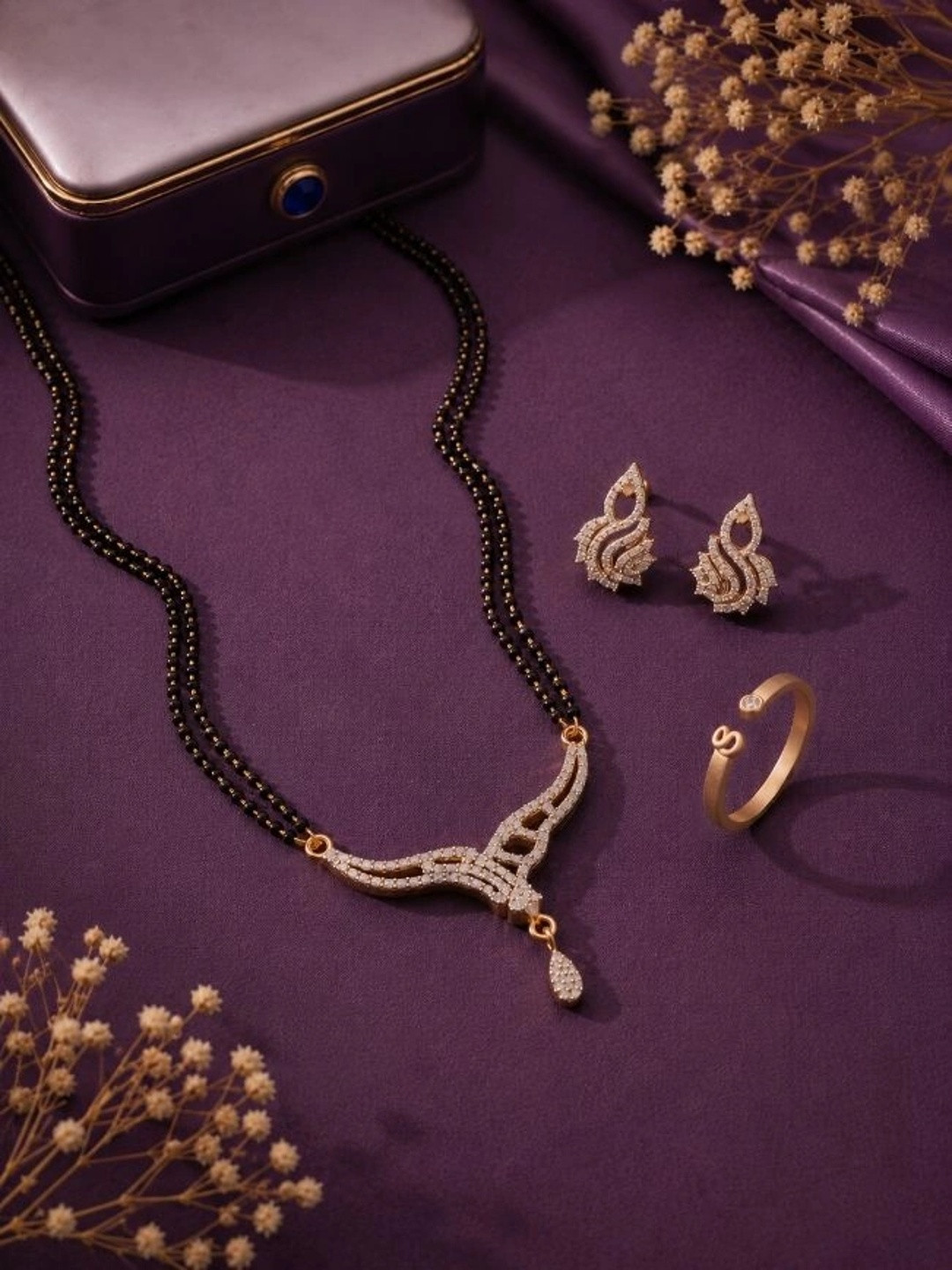 Sangria Gold-Plated Artificial Beads Mangalsutra