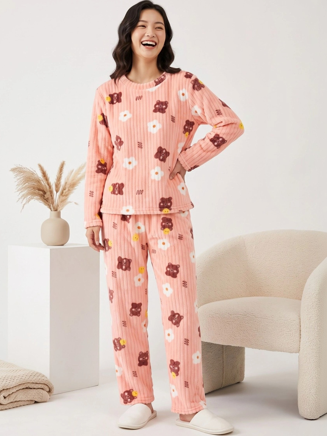 Lugo Peach Floral Printed Night Suit Top & Pyjama Set