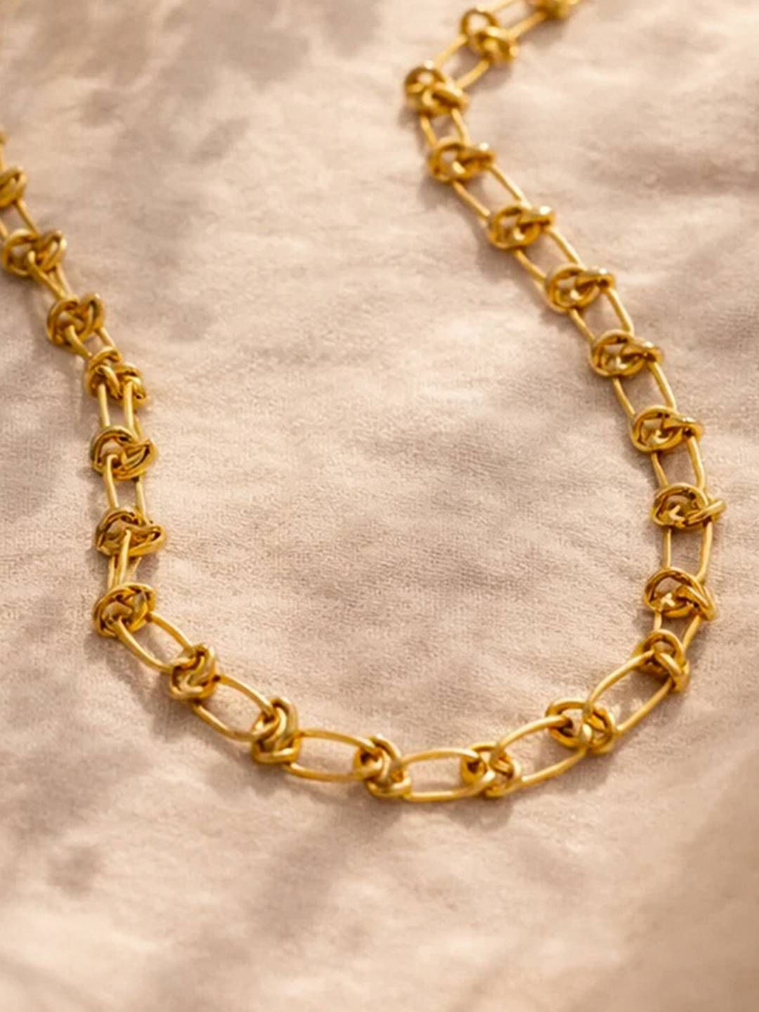 Rubans Demifine 18k Gold Plated Stainless Steel Knot Chunky Link Chain Necklace