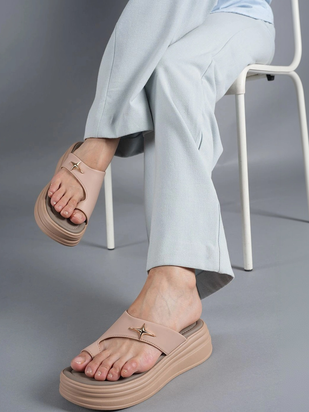 DressBerry Platform Sandals