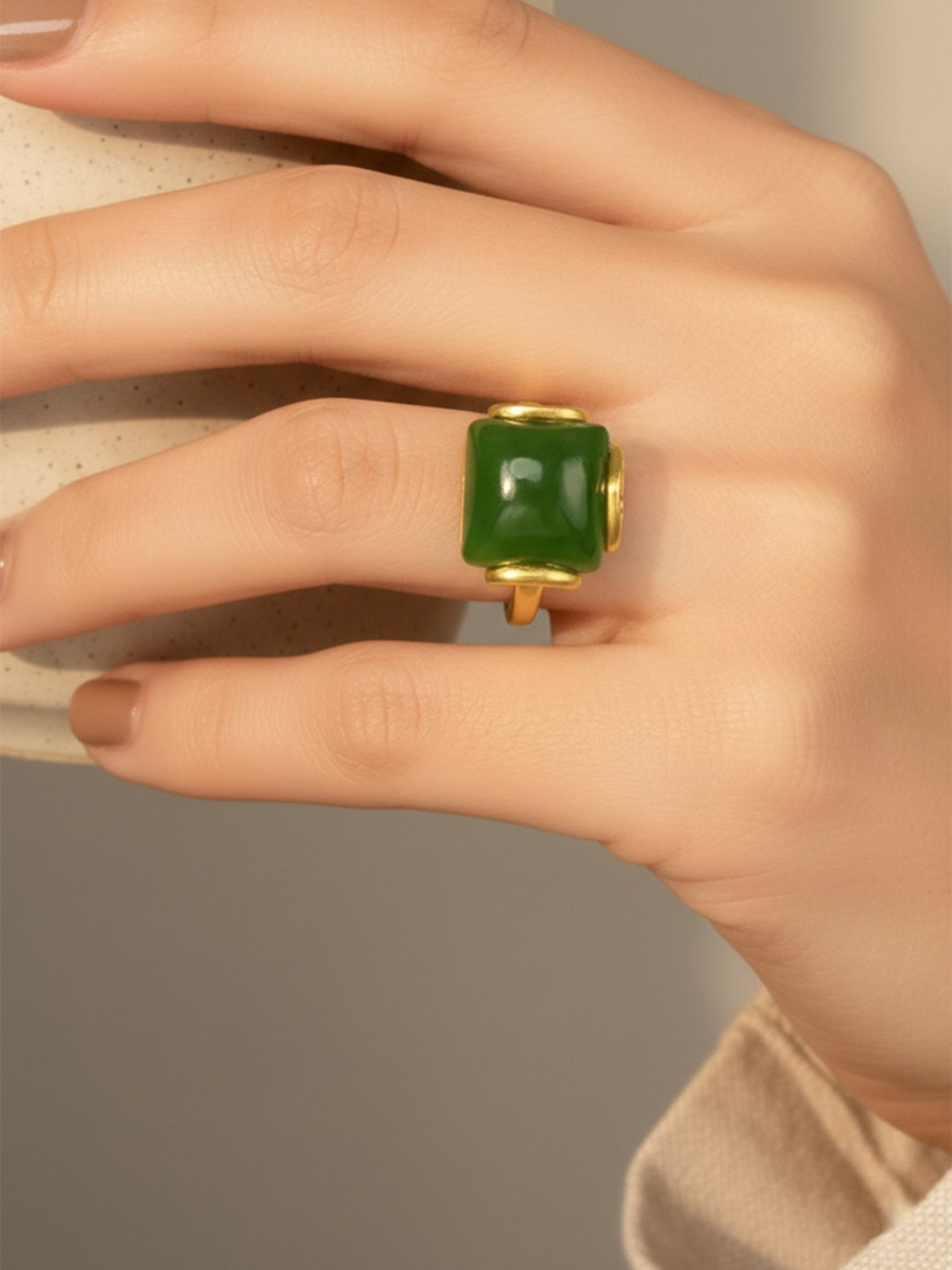 EVERSTYLISH Women Gold-Plated Stone-Studded Finger Ring