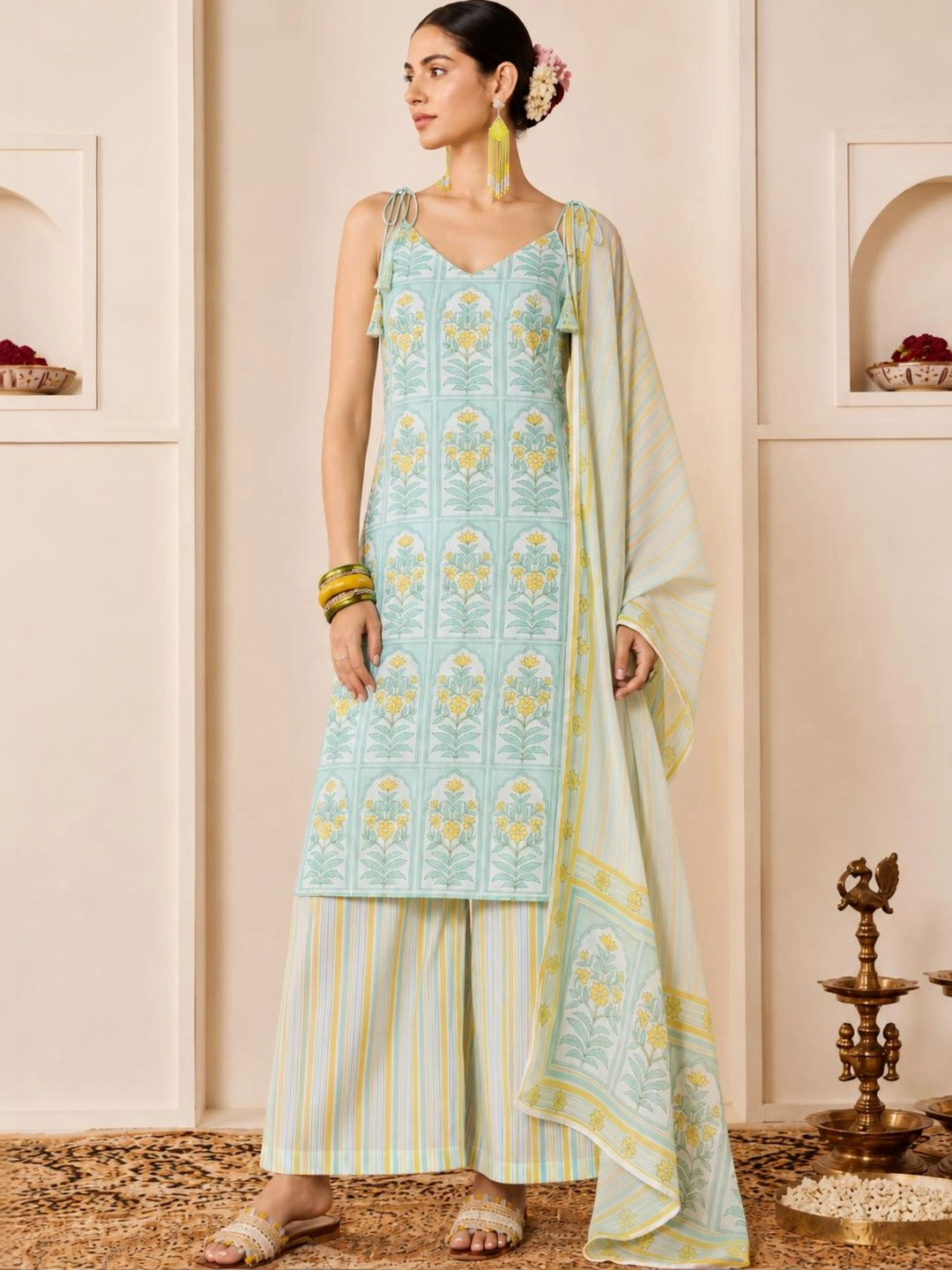 KALINI Women Floral Printed Regular Linen Kurta with Palazzos & With Dupatta