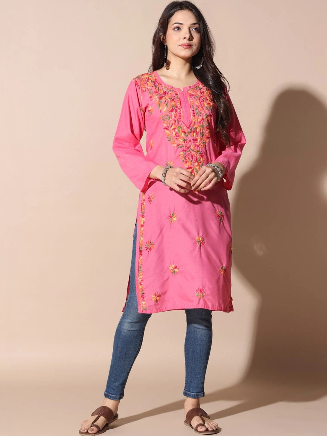 HERE&NOW Women Embroidered Chikankari Handloom Kurta