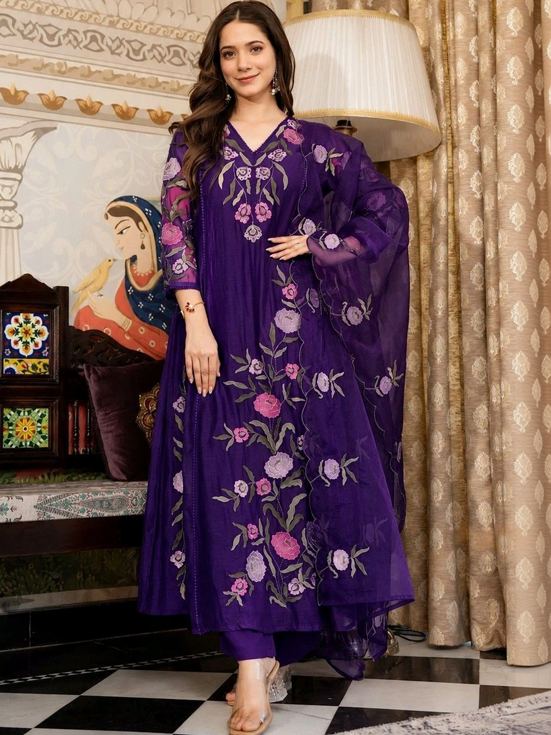 Lookmark Women Floral Embroidered Regular Thread Work Kurta with Trousers & With Dupatta