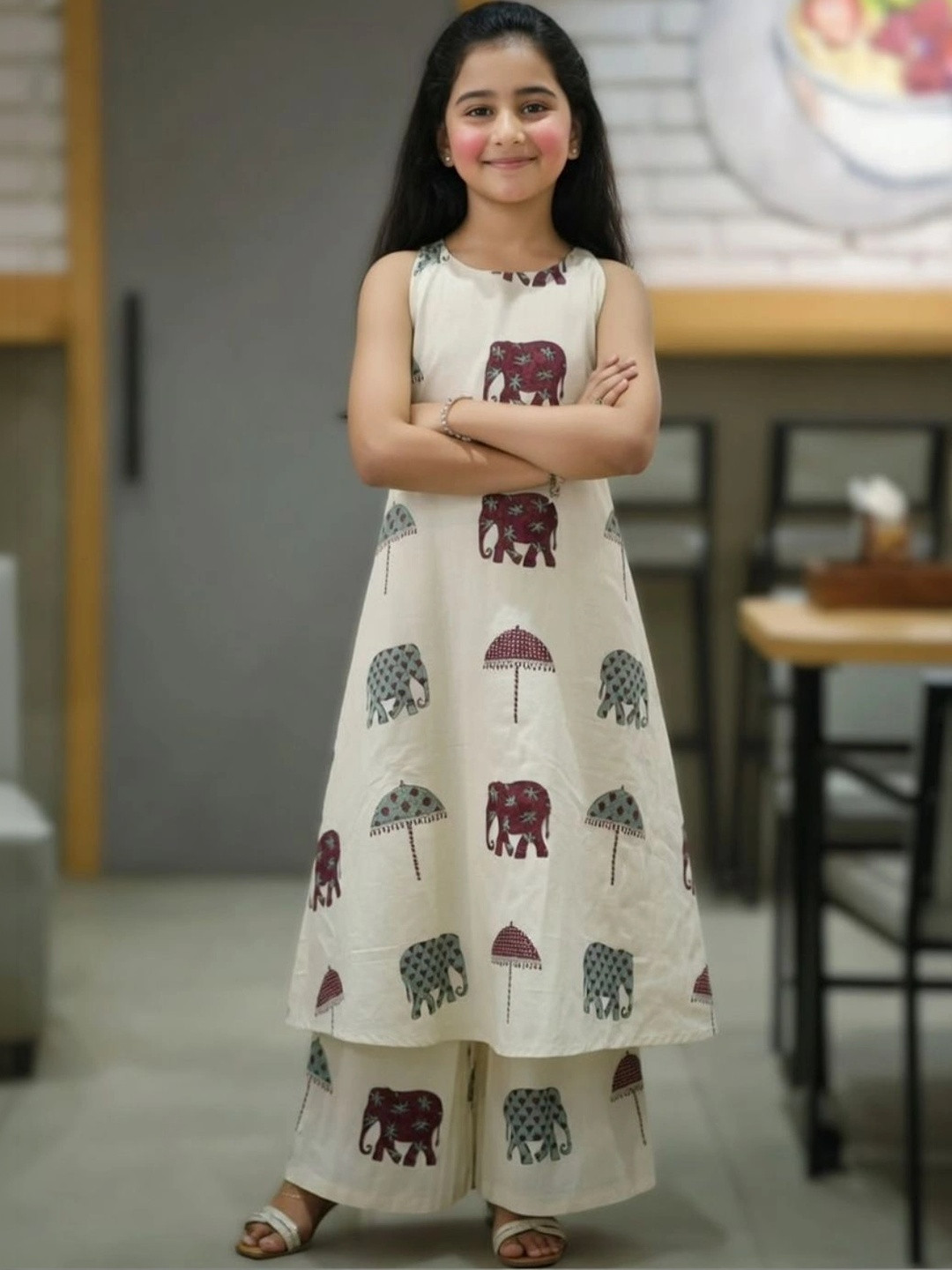 Heerkart Girls Ethnic Motifs Printed Regular Kurta with Palazzos