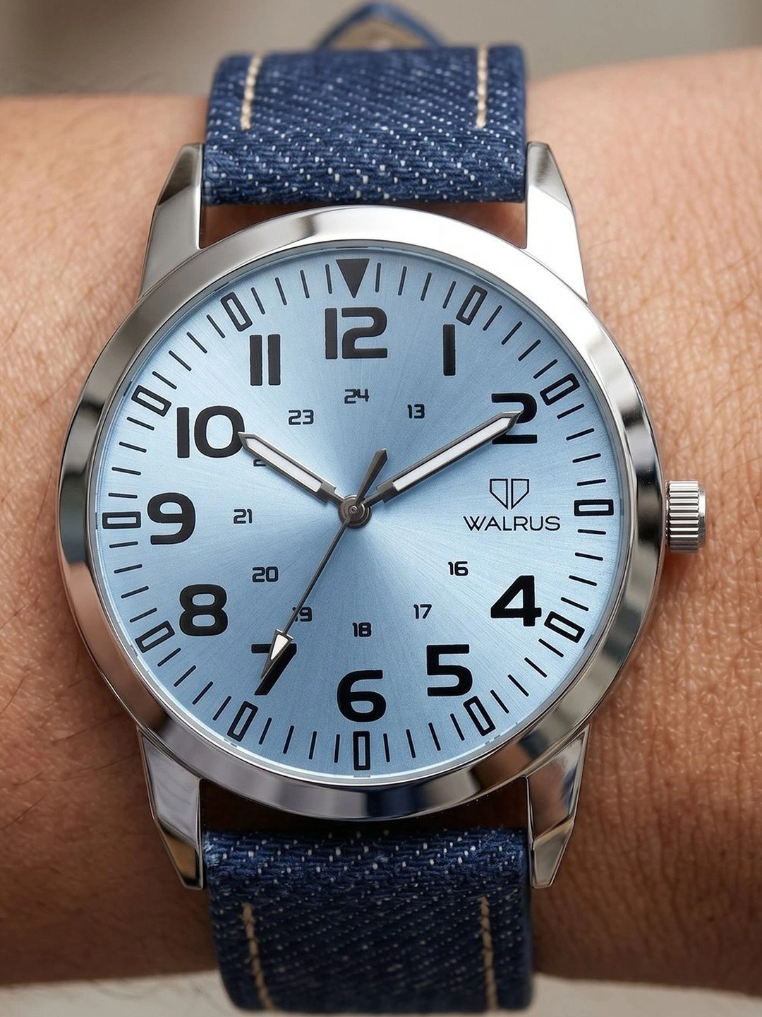 Walrus Men Printed Dial & Textured Straps Analogue Watch WWTM-URBAN-III-030307
