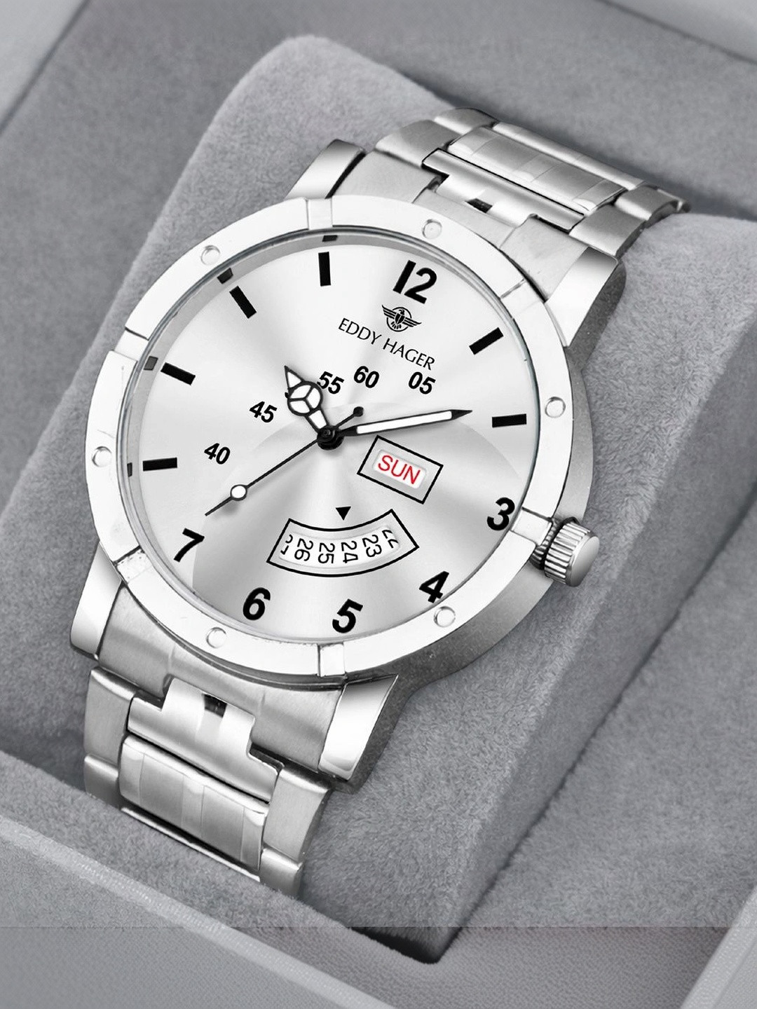 EDDY HAGER Men Dial & Stainless Steel Bracelet Style Straps Analogue Watch EH-299-SILVER