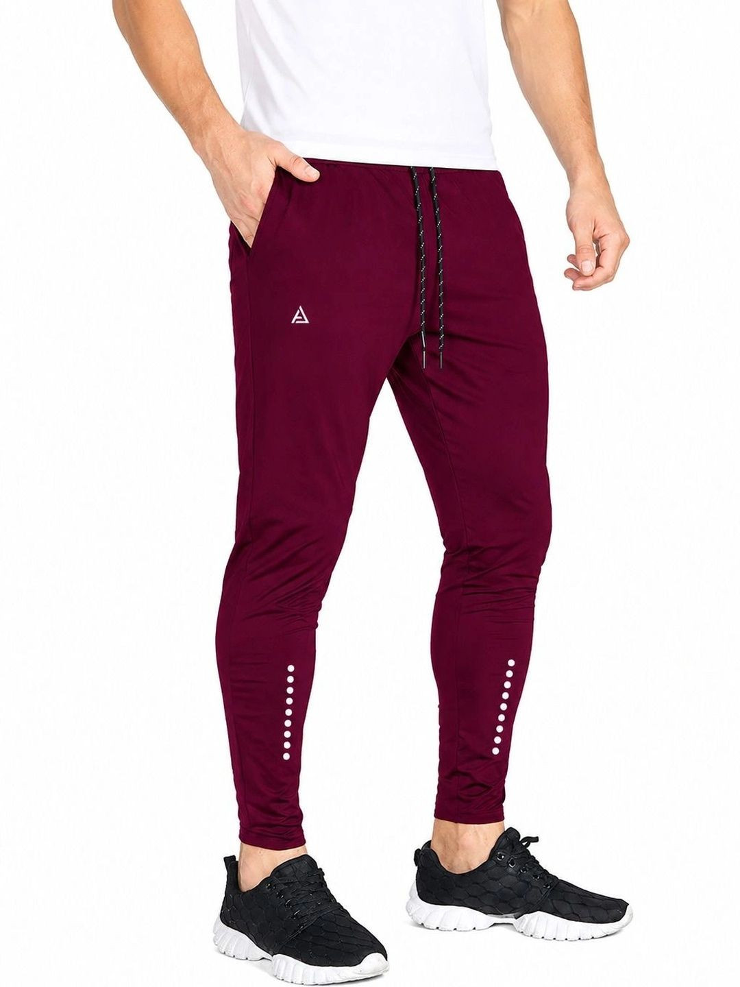AVOLT Men Black Printed Track Pant