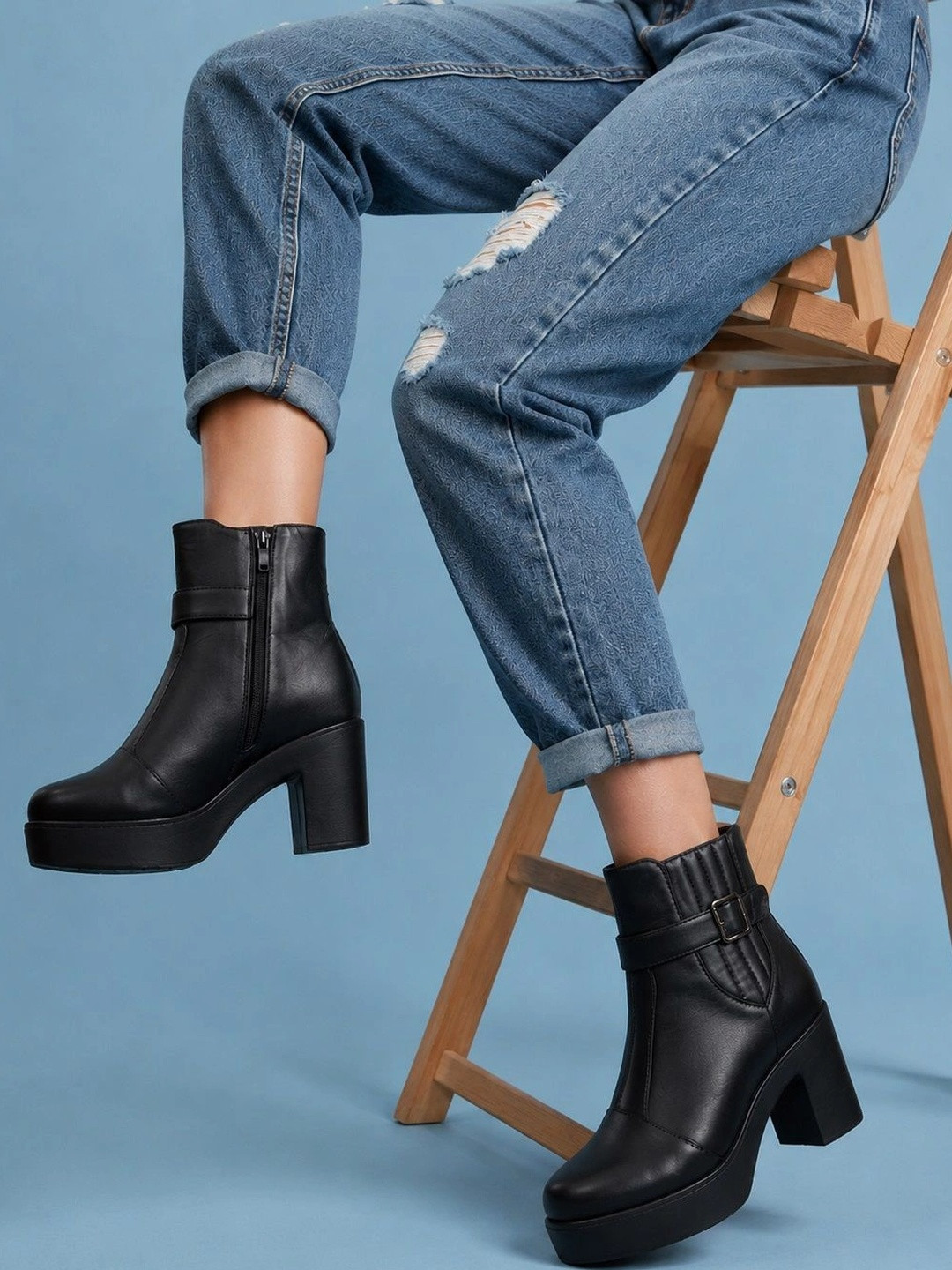 The Roadster Lifestyle Co Women Round Toe Zip Fastening Ankle Boots with Block Heel