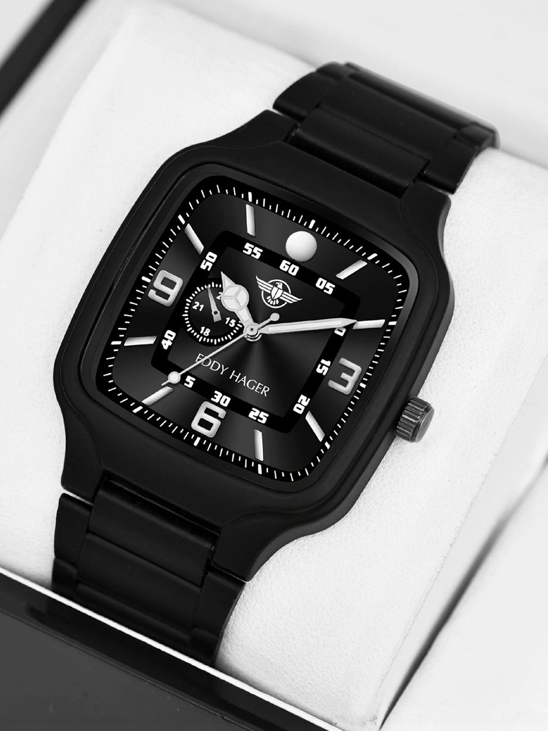 EDDY HAGER Men Dial & Stainless Steel Straps Analogue Watch EH-290-BLACK
