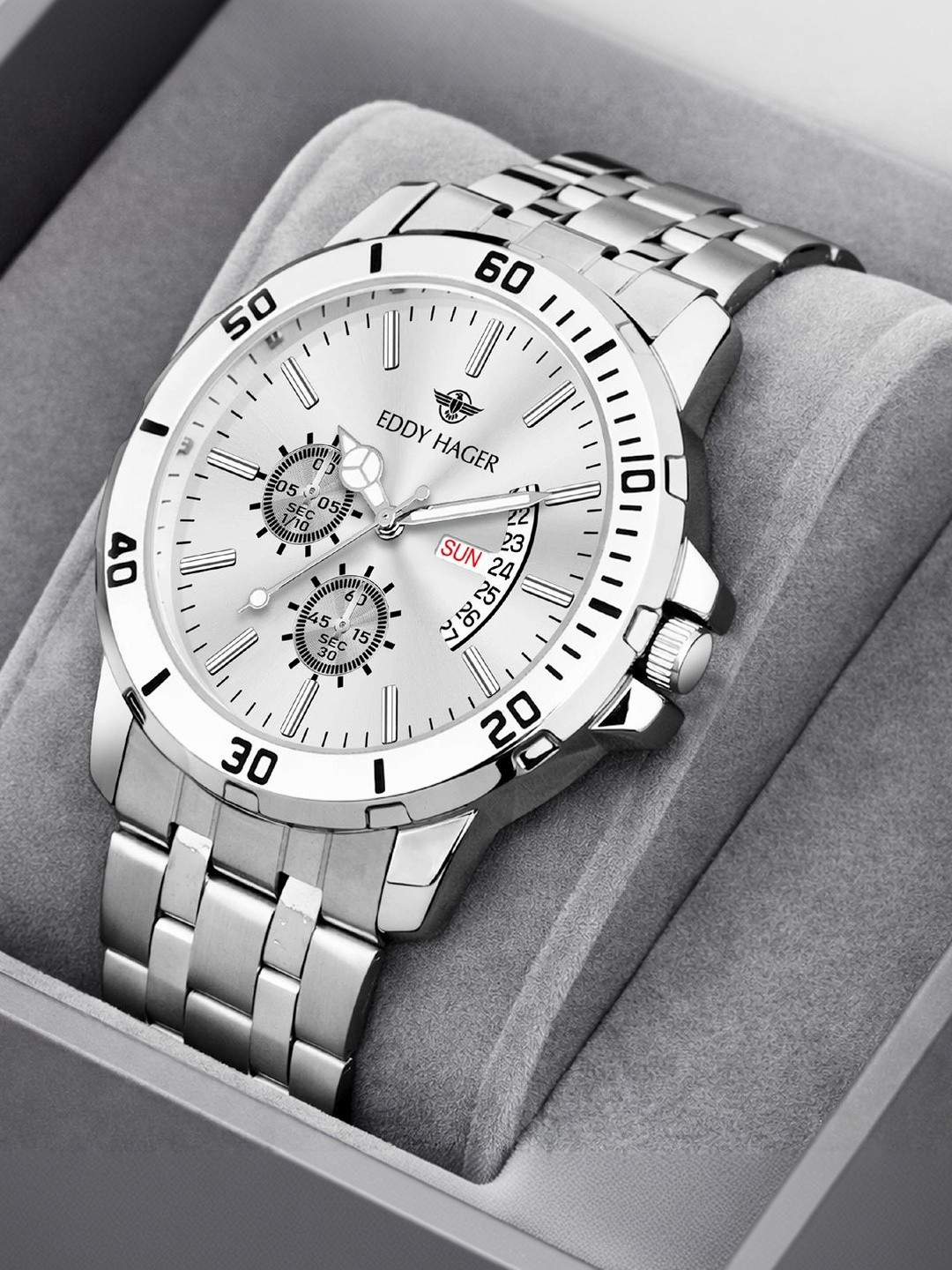 EDDY HAGER Men Dial & Stainless Steel Bracelet Style Straps Analogue Chronograph Watch EH-298-SILVER