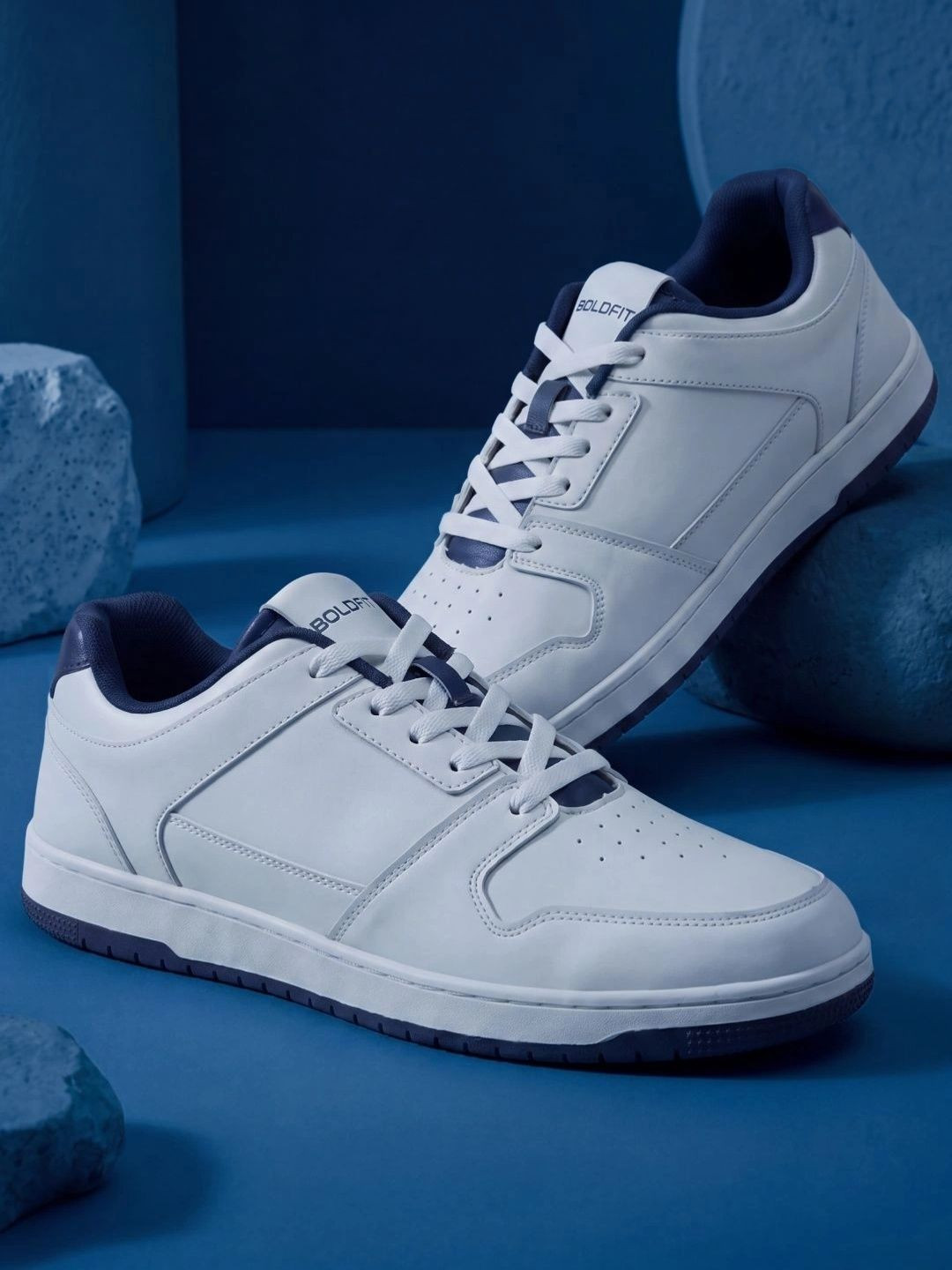 BOLDFIT Men Offwhite Navy Street Flow Sneakers Shoes