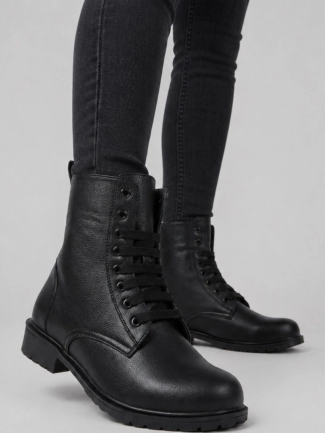 The Roadster Lifestyle Co Women Textured Round Toe Lace-Ups High Ankle Boots