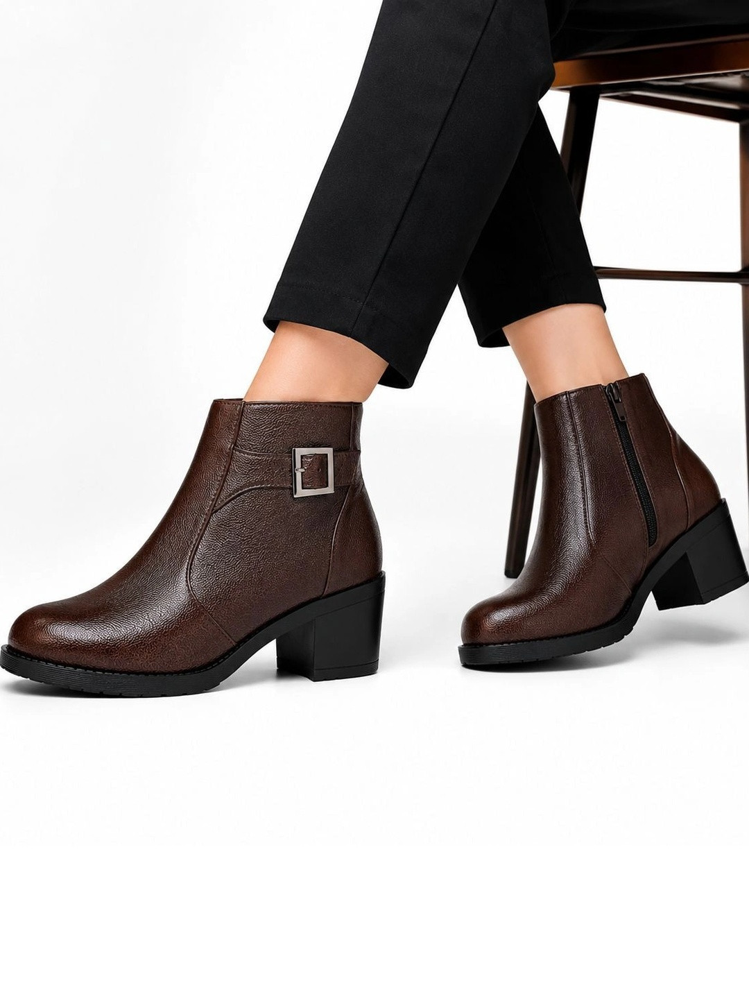 The Roadster Lifestyle Co Women Textured Round Toe Zip Regular Boots