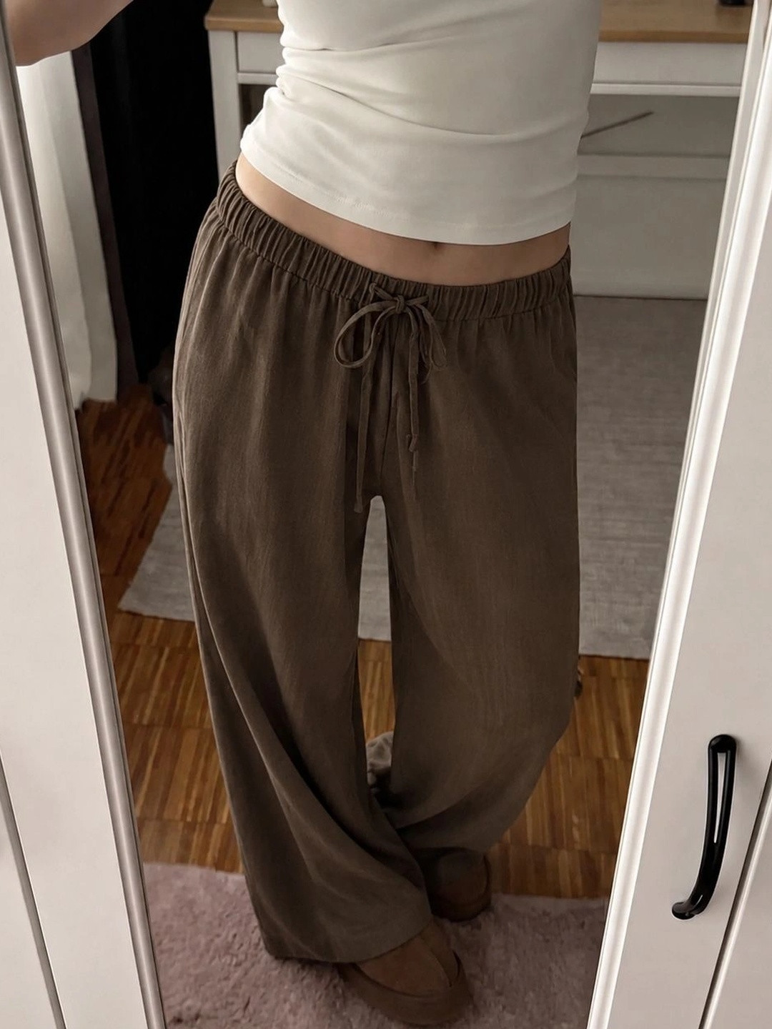 SAKHWALA Women Regular Fit Track Pants