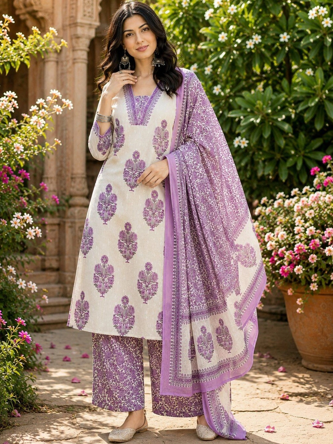Anouk Women Floral Printed Regular Pure Cotton Kurta with Trousers & With Dupatta