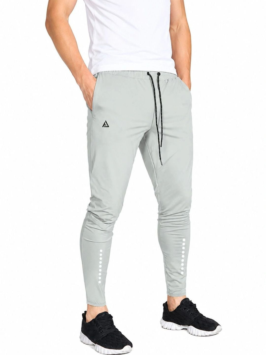 AVOLT Men Black Printed Track Pant