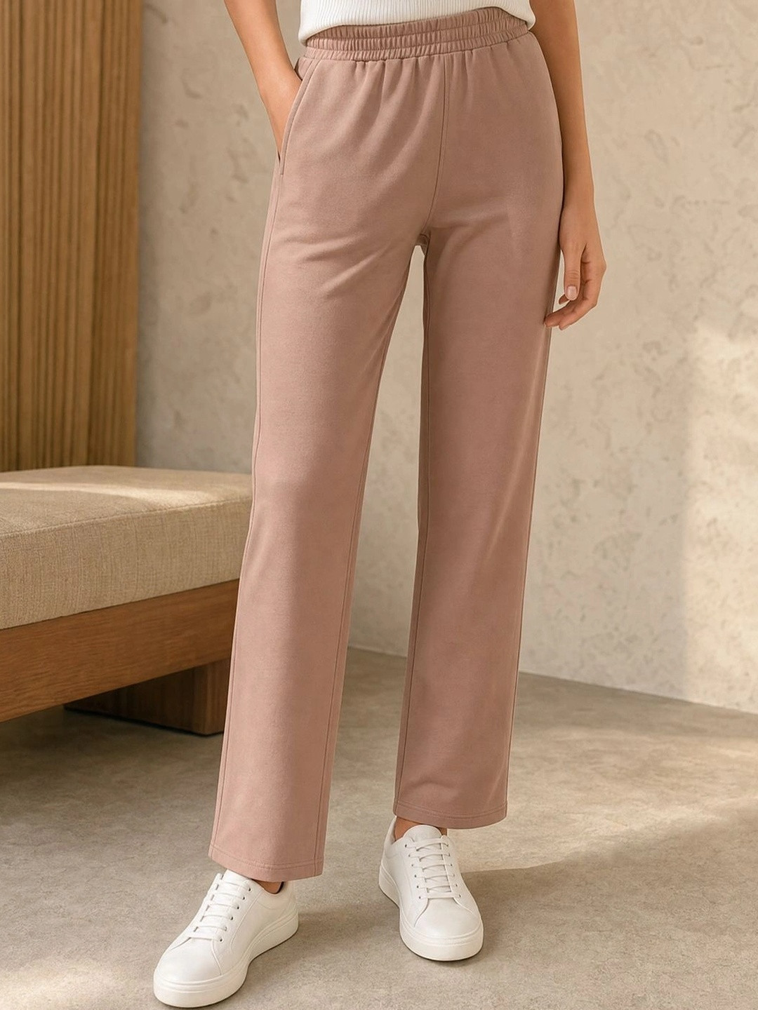 NOBERO Women Straight Fit Joggers