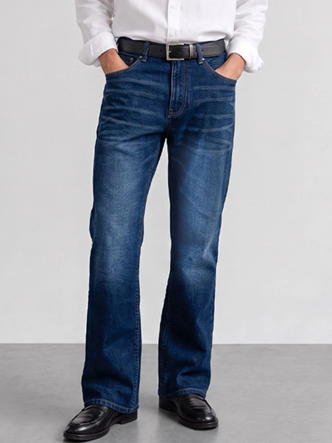 Powerlook Men Bootcut Mid-Rise Mildly Distressed Jeans