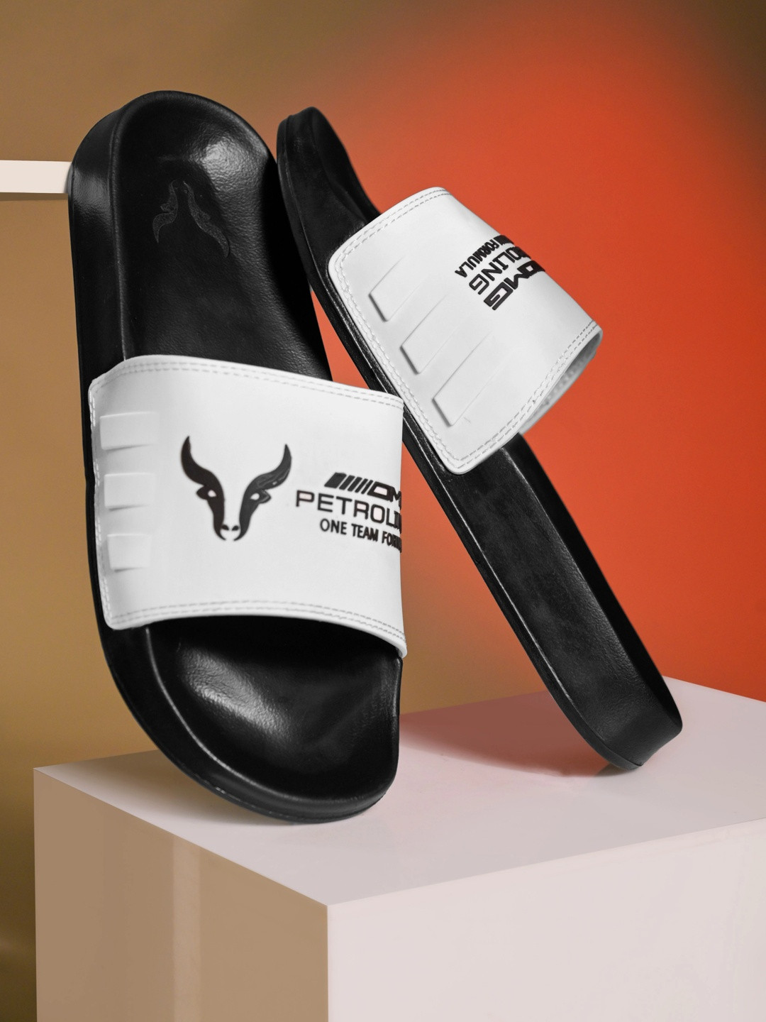 LIDDU Men Printed Sliders