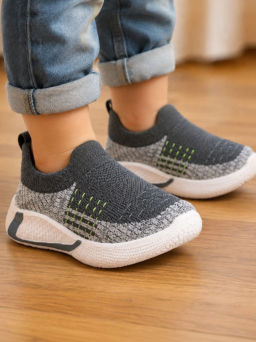 ROTATION Unisex Kids Mesh Walking Non-Marking Shoes