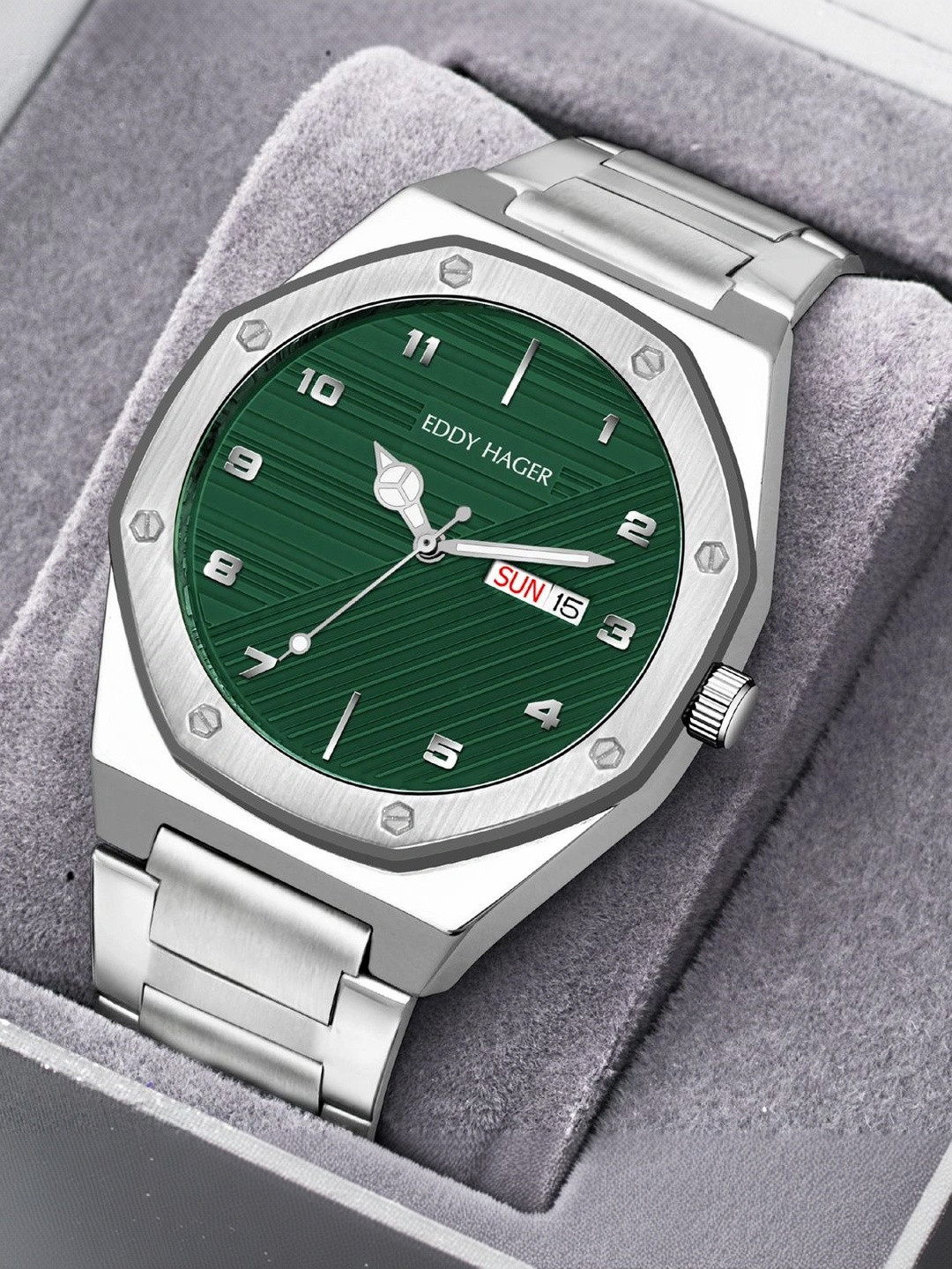 EDDY HAGER Men Dial & Stainless Steel Bracelet Style Straps Analogue Watch EH-310-GREEN