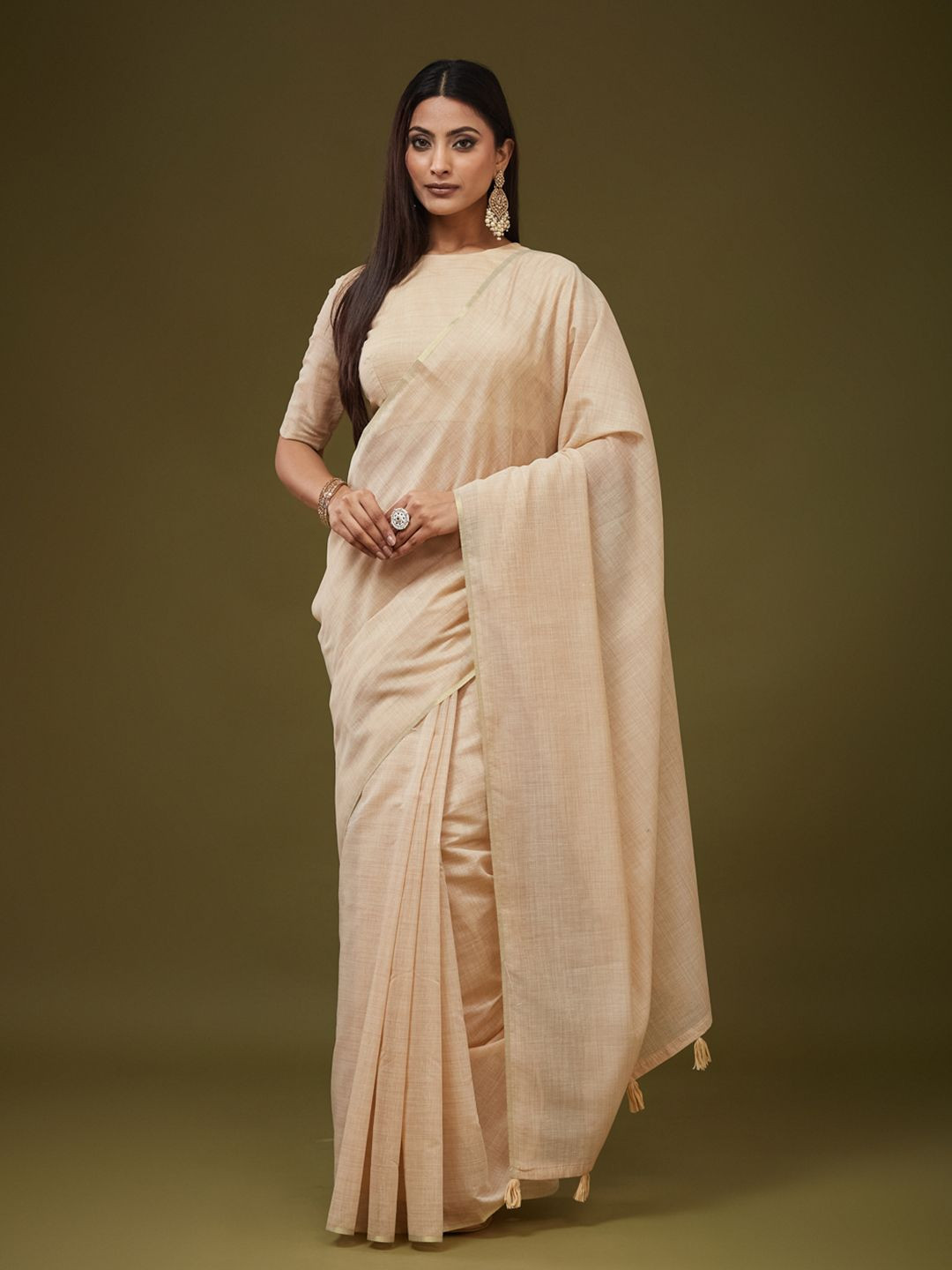 kasee  Minimal Tassel Pallu Detailing Jute Cotton Saree