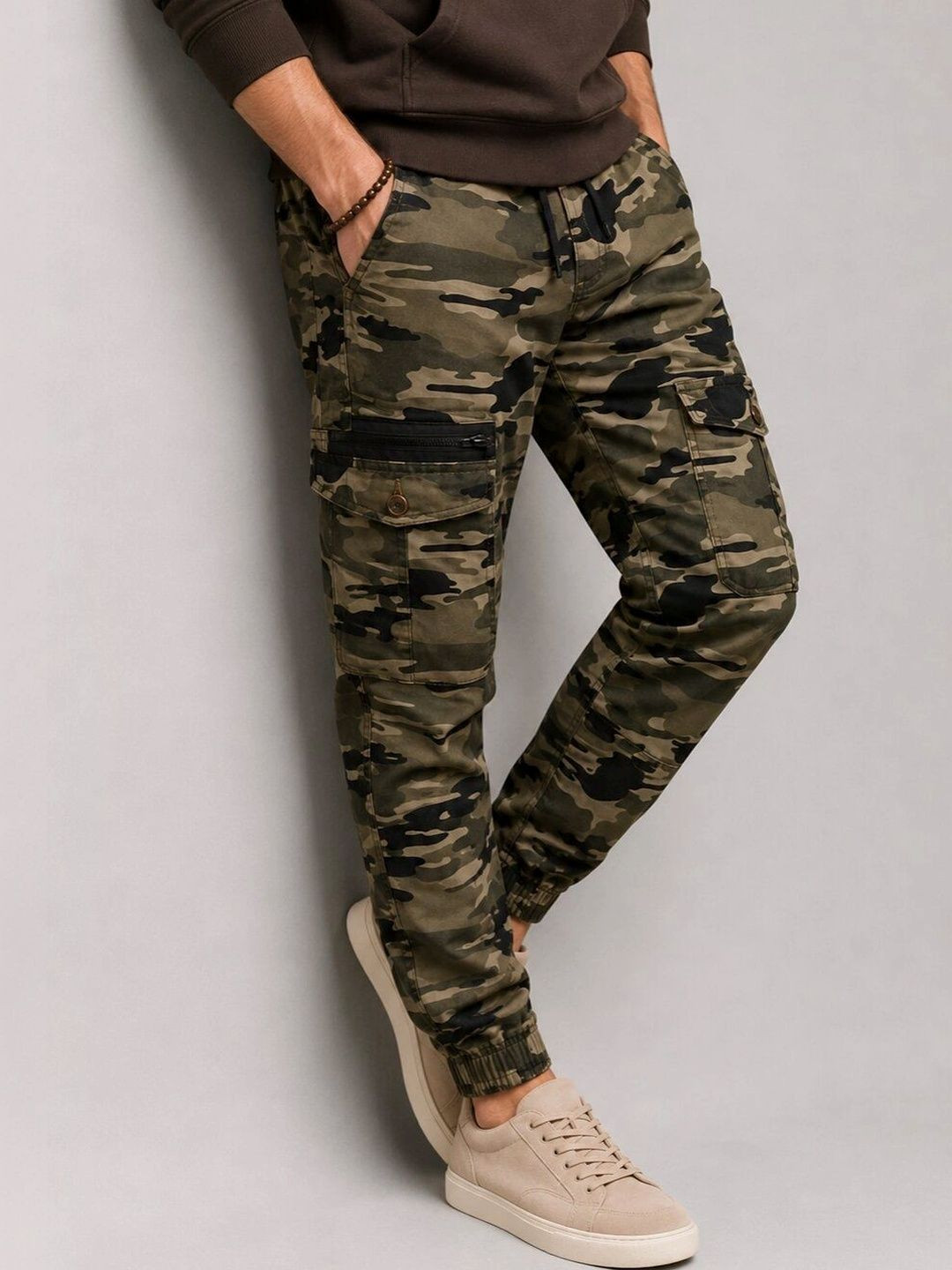 FICTION Men Camouflage Printed Cargos Trousers