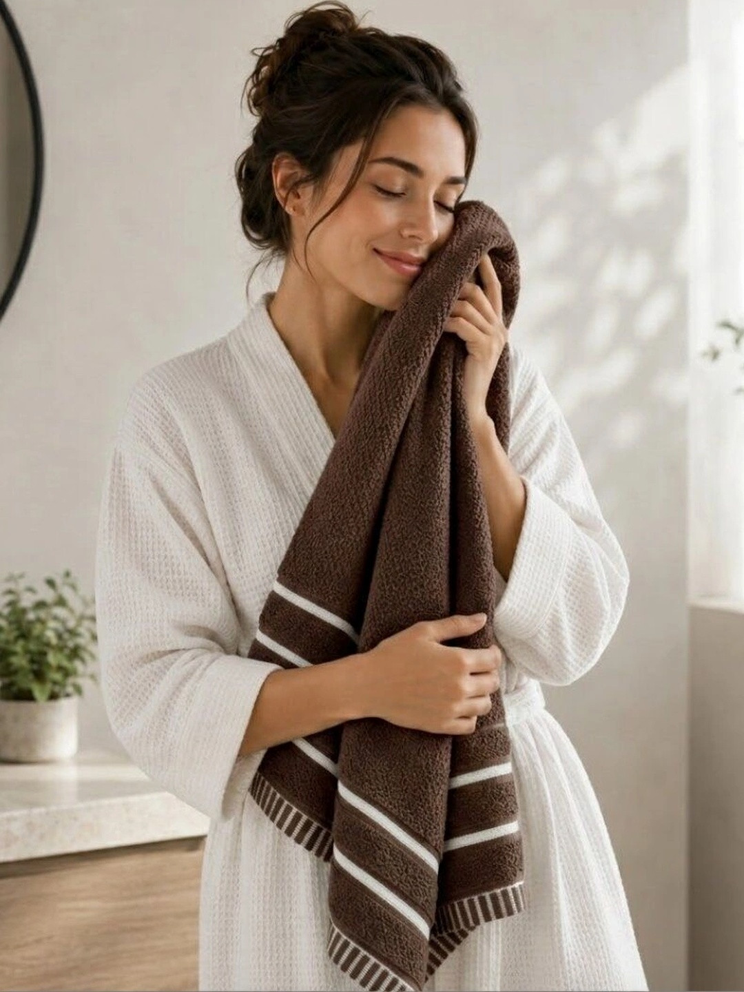 QUARCK Brown 1 Striped Cotton 480 GSM Bath Towel