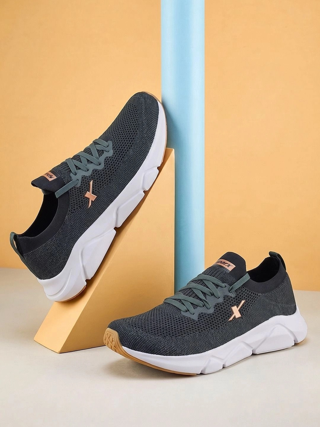 Sparx Men Lace-Up Sports Shoes