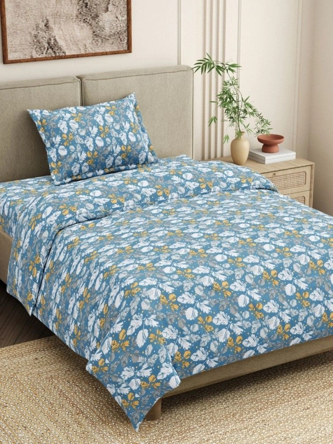 haus & kinder Blue & White Floral 186 TC Single Bedsheet with 1 Pillow Covers