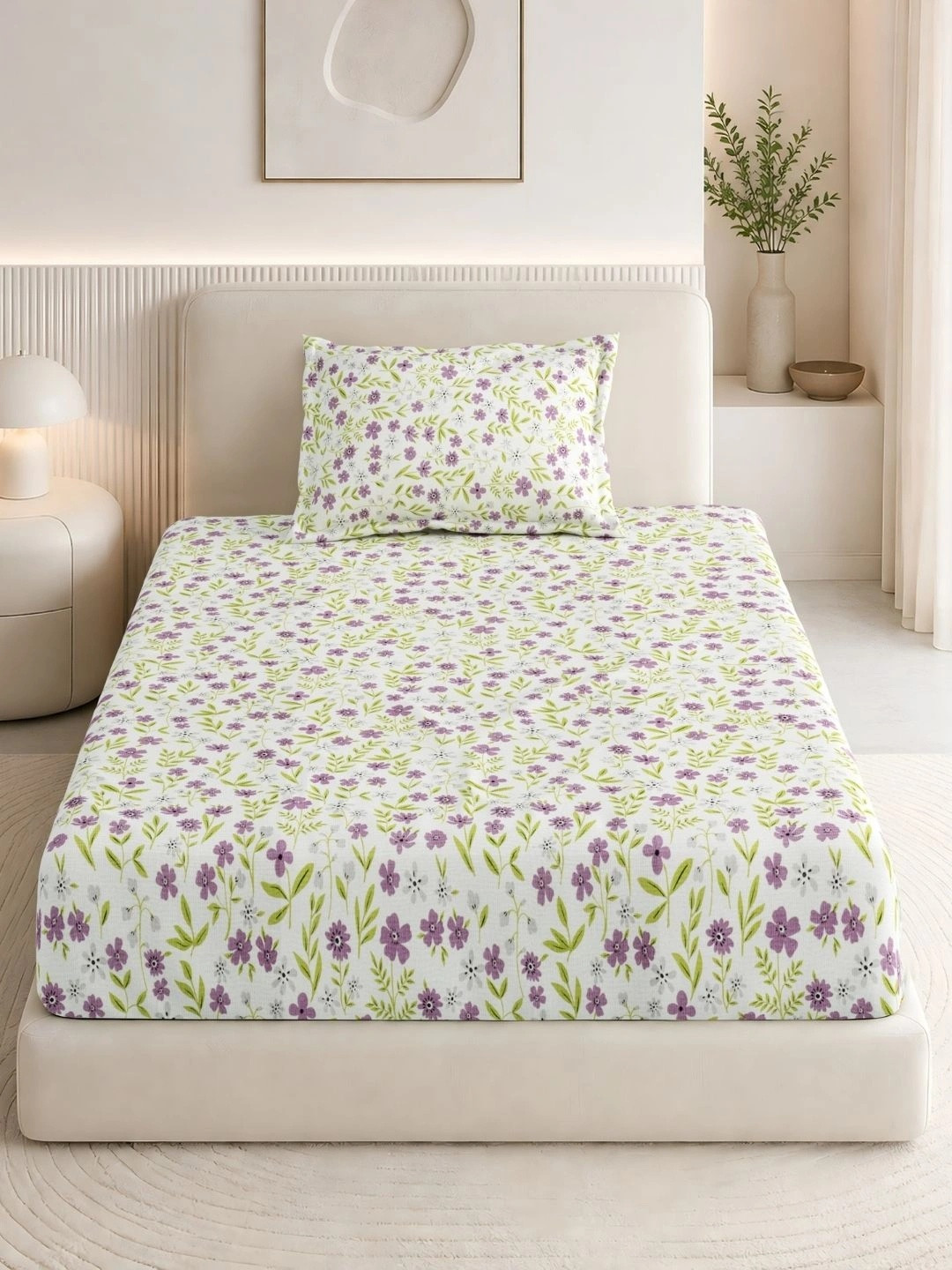 haus & kinder Off White & Purple Floral 186 TC Single Bedsheet with 1 Pillow Covers