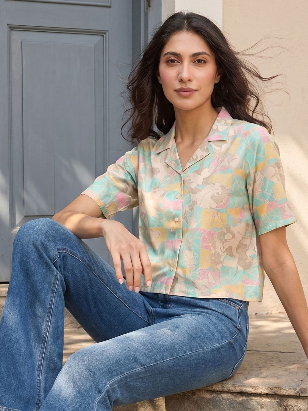 AHIKA Women Abstract Printed Lapel Collar Shirt Style Crop Top