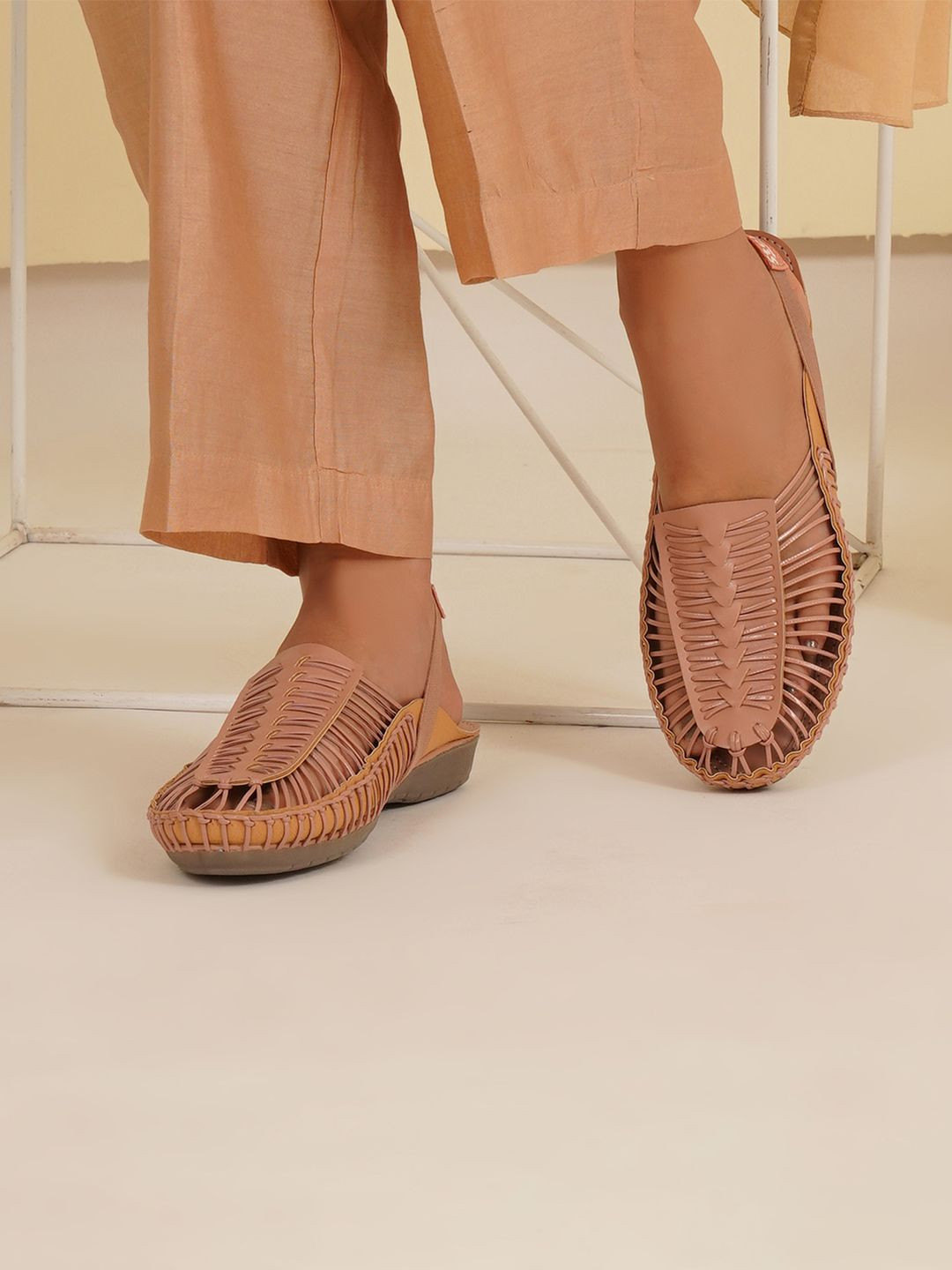 STELWAY Women Peach Handwoven Slip-On Flat Sandals