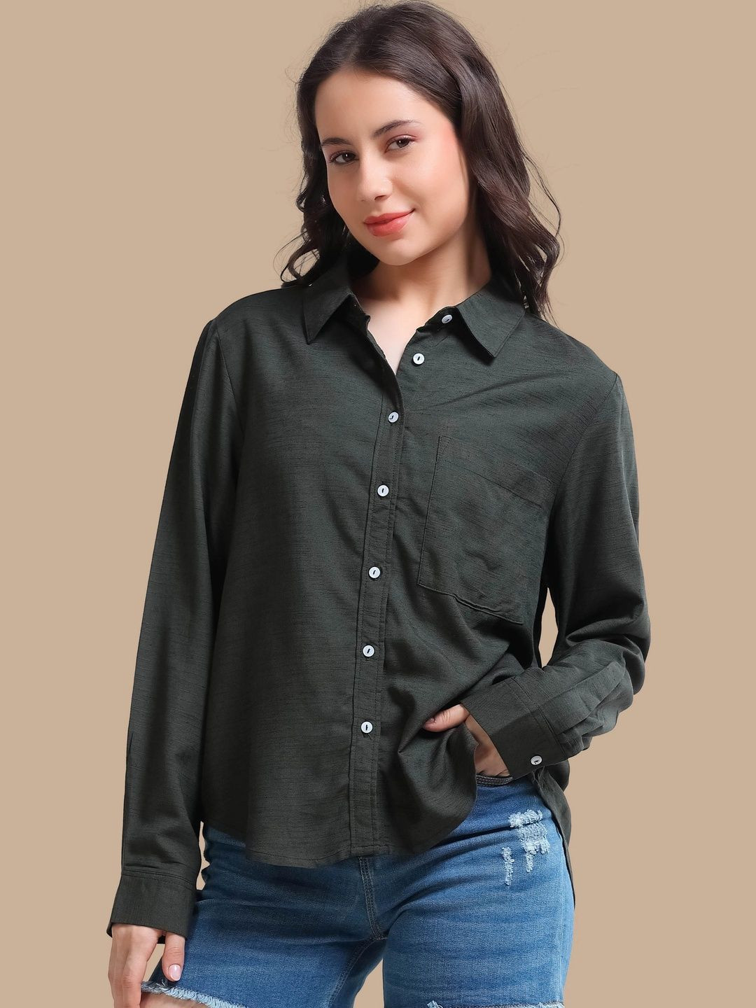 GLAM & CHIQUE Women Relaxed Fit Spread Collar Solid Casual Shirt