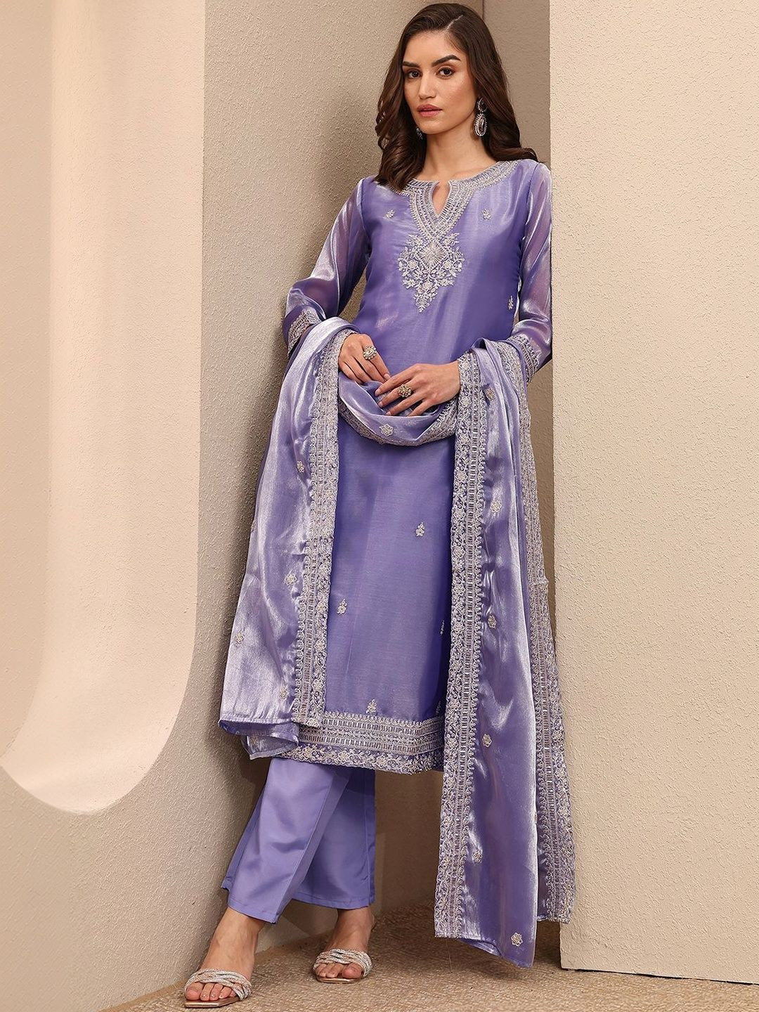 Libas Women Ethnic Motifs Embroidered Regular Kurta with Trousers & With Dupatta