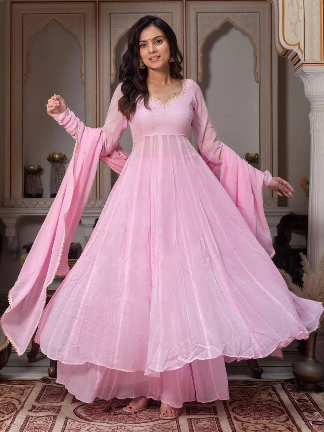 Homexa Enterprise Women Empire Thread Work Kurta with Palazzos & With Dupatta